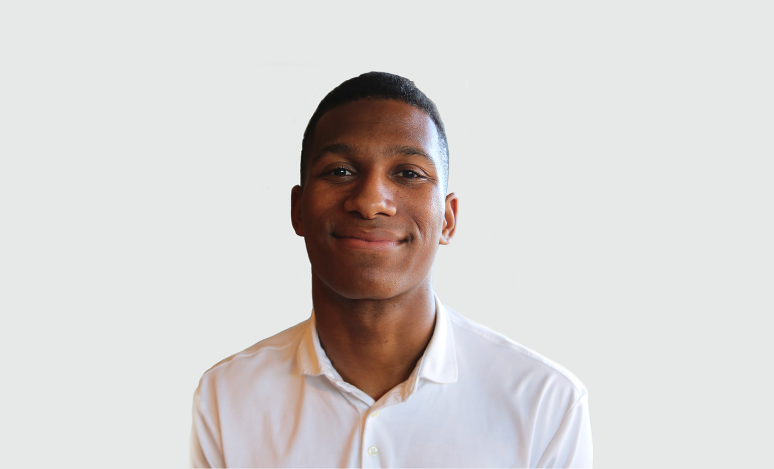 3 Q's Headshot of Léon Sarfoh - Junior Web Designer